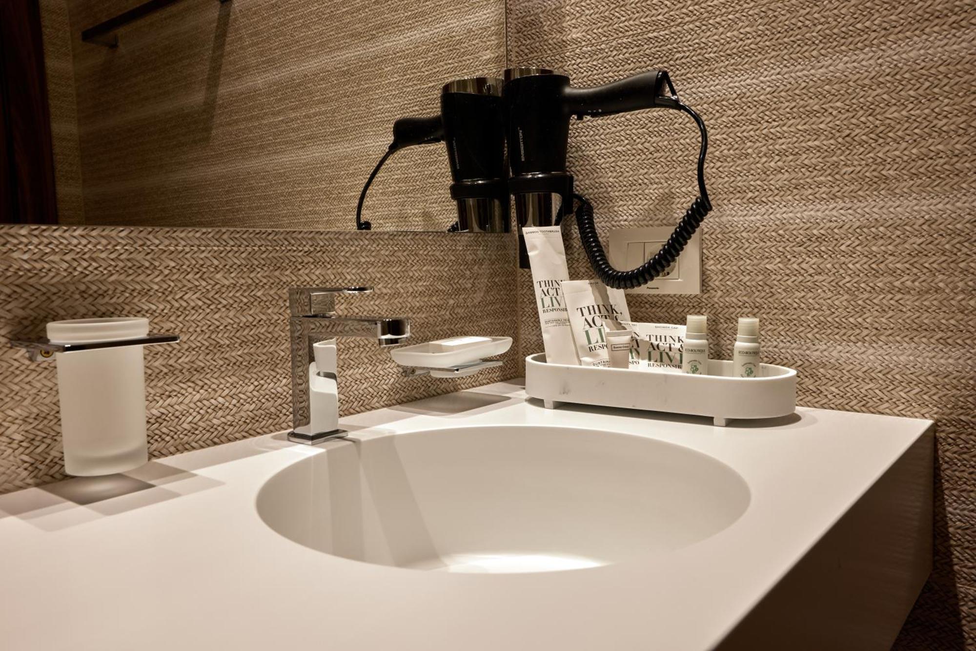 Valis Luxury Hotel Vlore Room photo